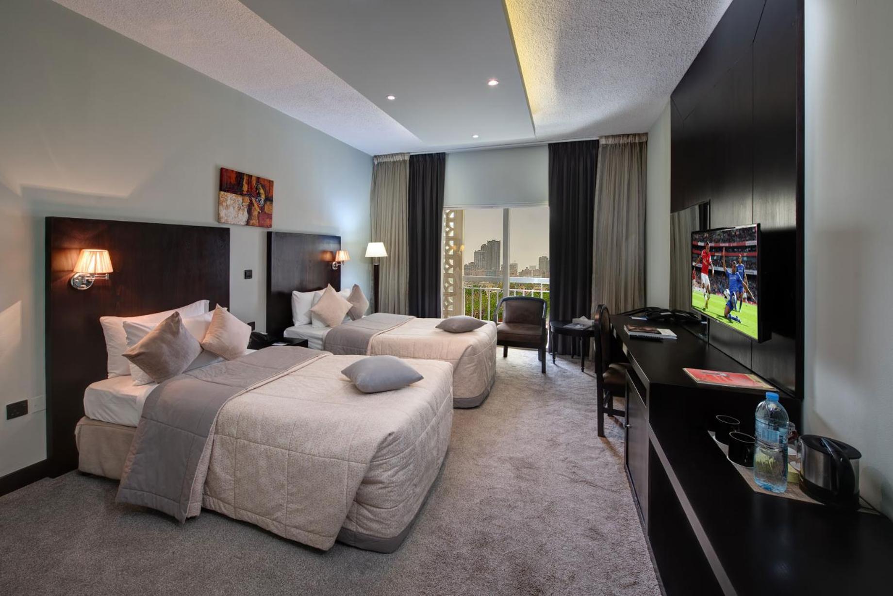 Sharjah Carlton Hotel Eksteriør billede